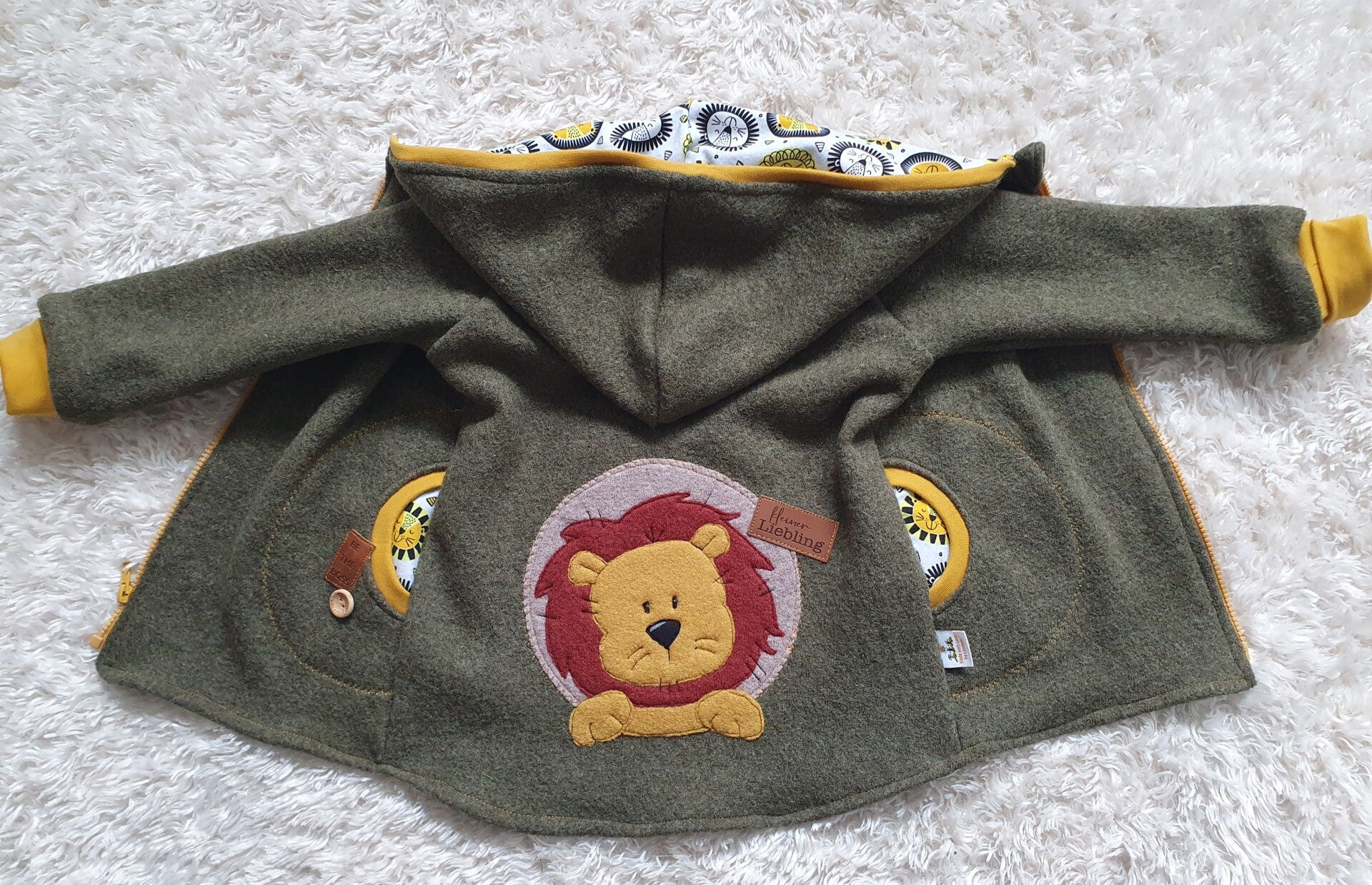 Wollwalkjacke " Löwe" , GR.110-116