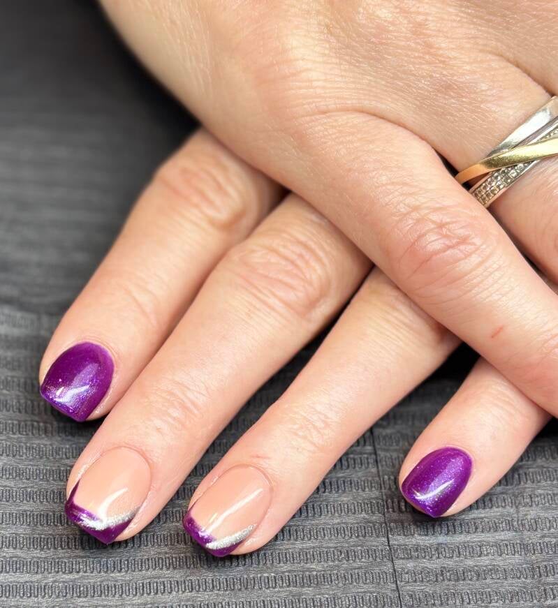 Gellakbehandeling op natuurlijke nagels bij Nagelstudio La Petite Belge in Helmond Brouwhuis