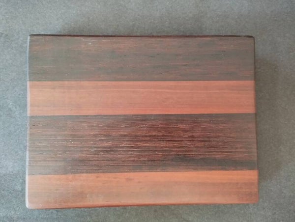 Obsidienne – Dessous de plat en bois massif