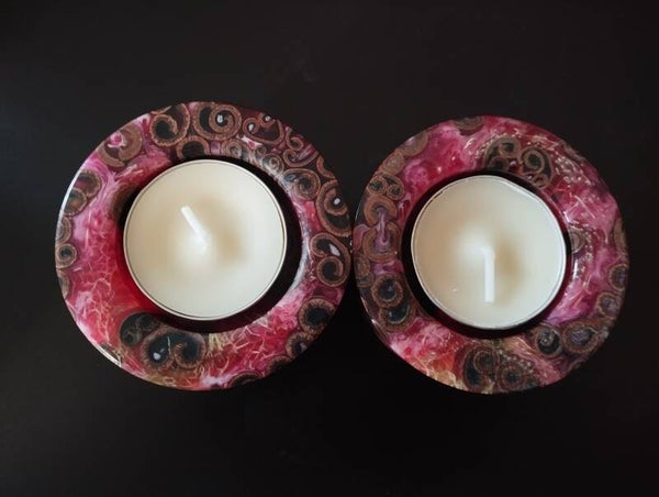 Duo Épices de Braise – Lot de 2 porte-bougies en cannelle, loofah et résine rouge