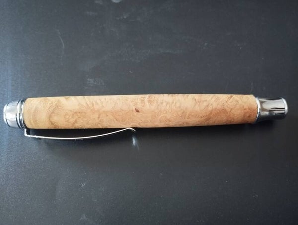 Précision d’Amboine – Pince à épiler en loupe d’amboine