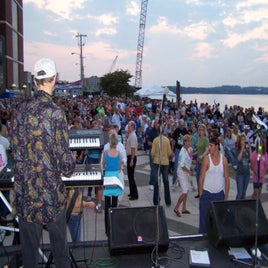 bombers-friday-after-5-september-2009-001-standard.jpg