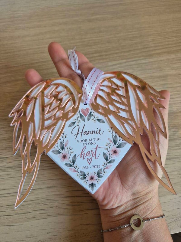 Herinneringshart met Engelenvleugels – Gepersonaliseerd