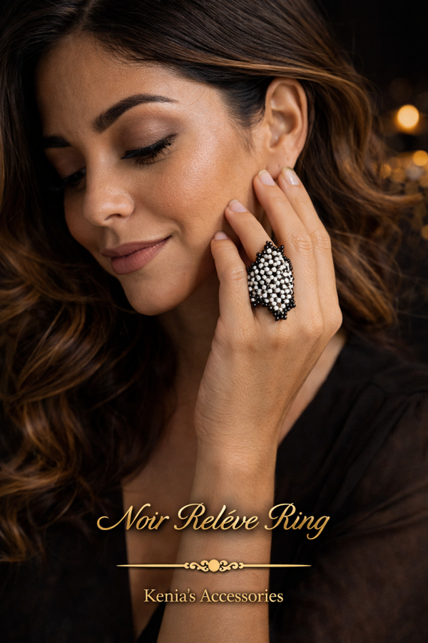 Noir Relève Ring