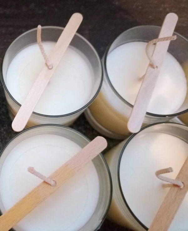 Opvullen HomeMade Soja Candles.