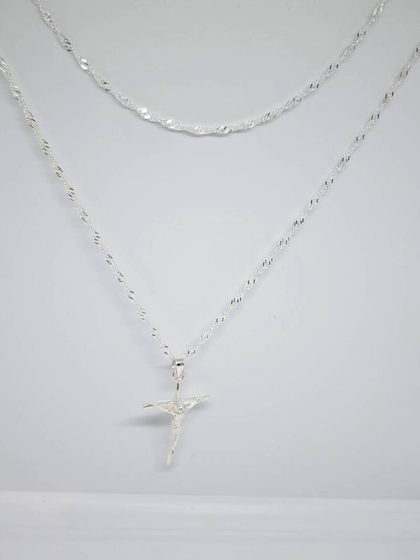 Collar con medalla crucifijo