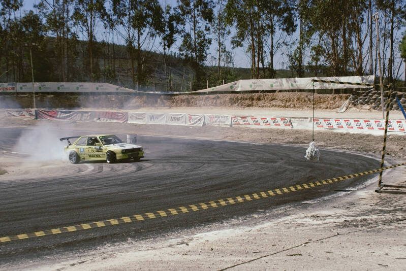 089-turn6-standard-34atit.jpg