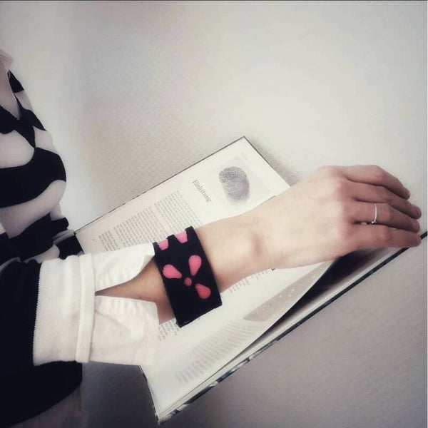 Leder in Rosa und Schwarz – Armband für Damen