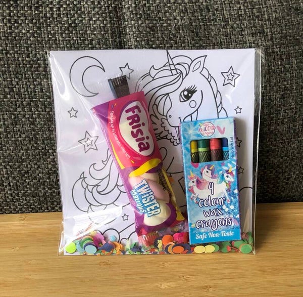 Kleurplaat traktatie unicorn