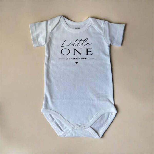 Romper met tekst - Little one coming soon…