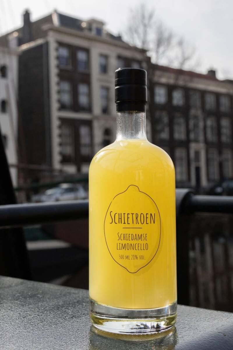 creatieve-productfotografie-schietroen-limoncello-schiedam-1-standard.jpg