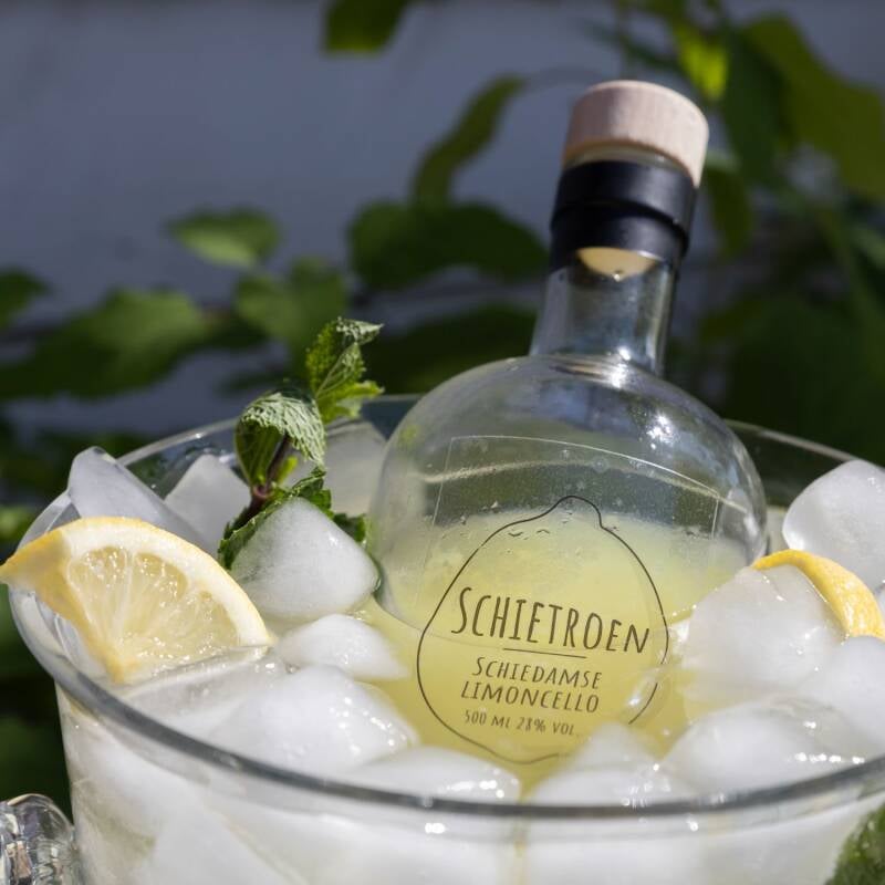 creatieve-productfotografie-schietroen-limoncello-schiedam-14-standard.jpg