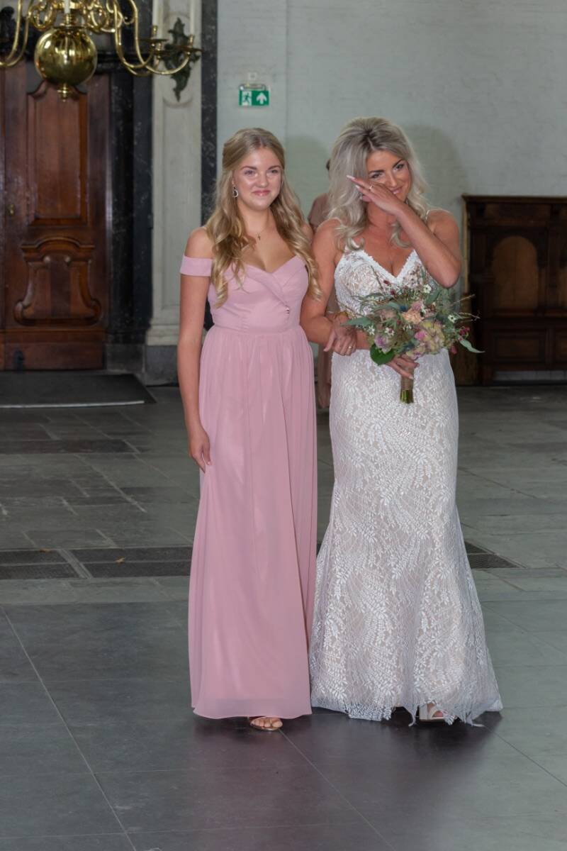 trouwen-bruidspaar-bruid-bruidegom-trouwfotograaf-huwelijksfotograaf-schiedam-7-standard.jpg