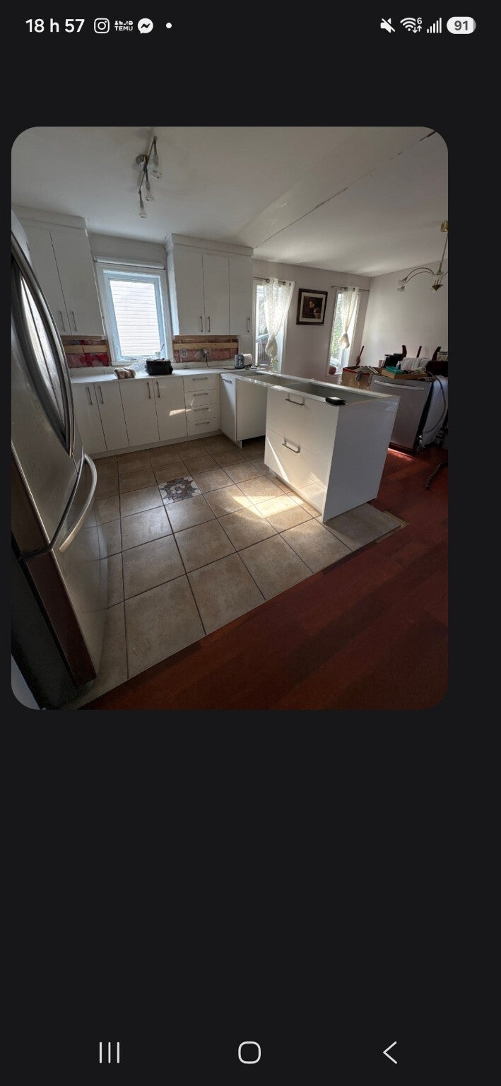 AVANT — cuisine avant rénovation et démolition