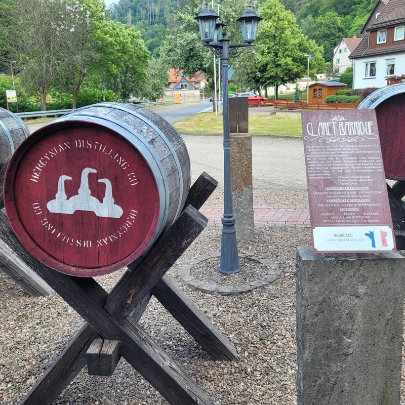 Exposition de tonneaux