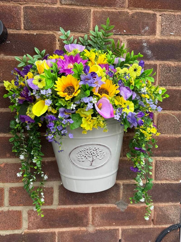 Dreamy Blooms Wall Planter