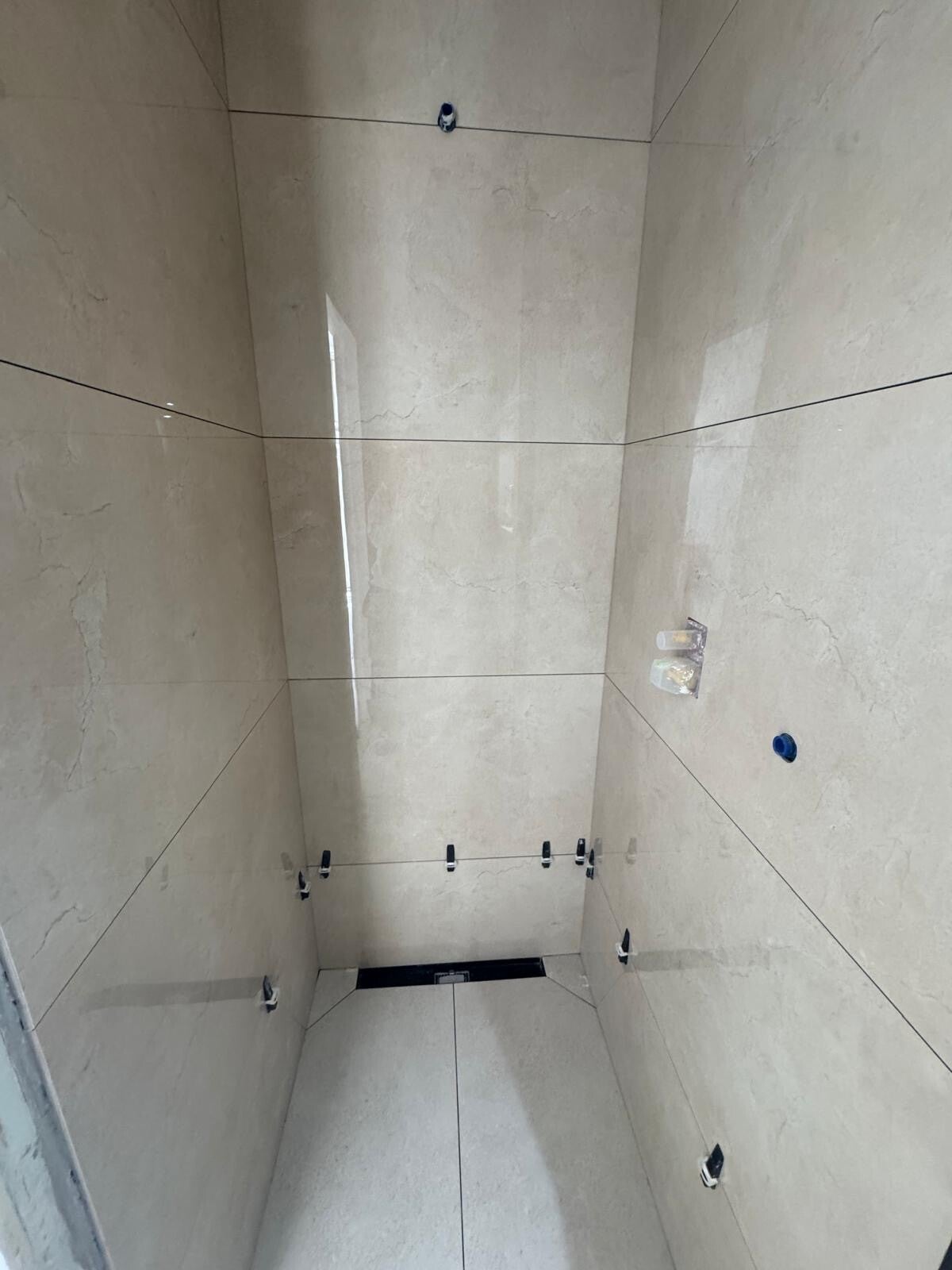aae252da-38bc-4201-95fa-cd72c387757f-standard.jpg