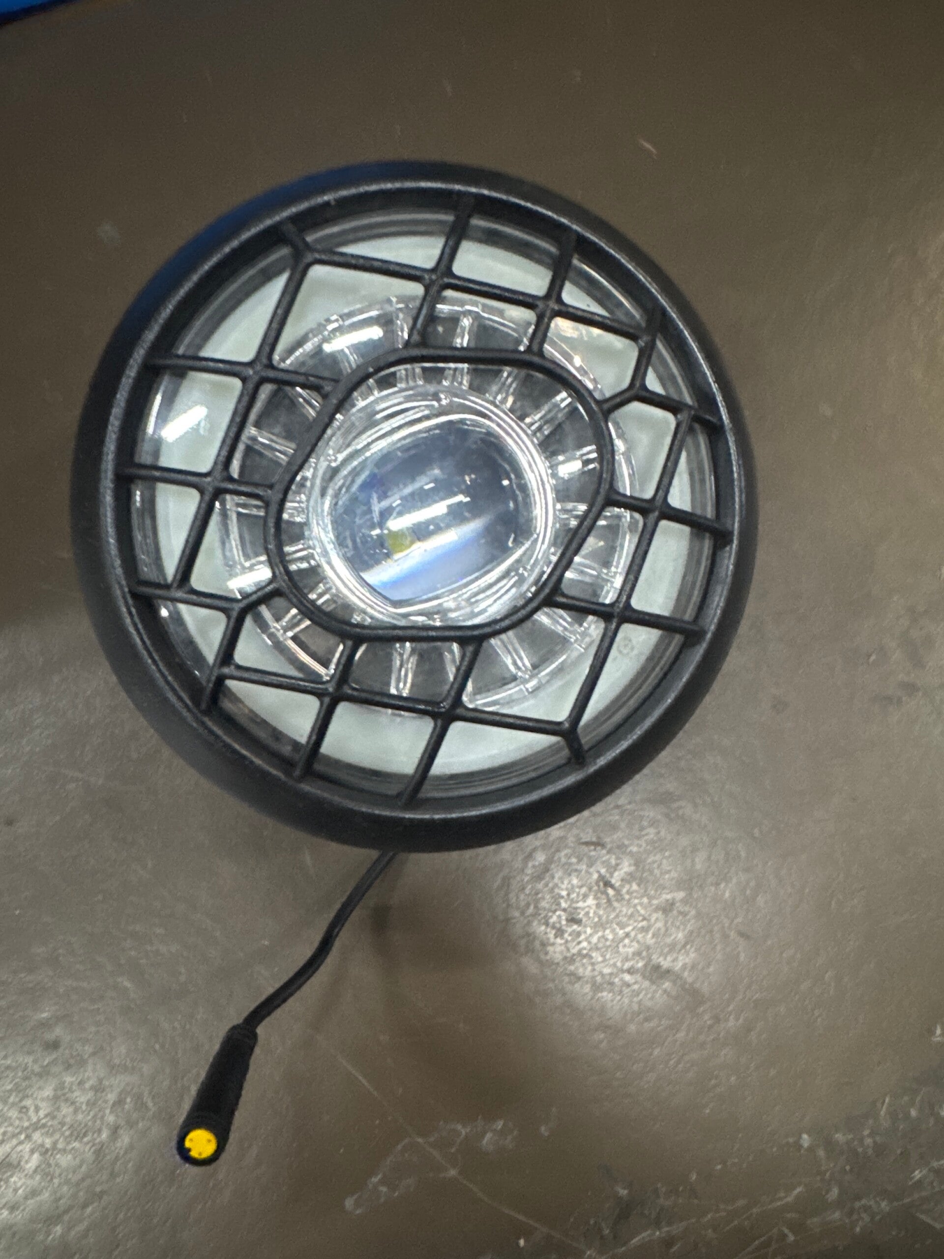 OUXI koplamp