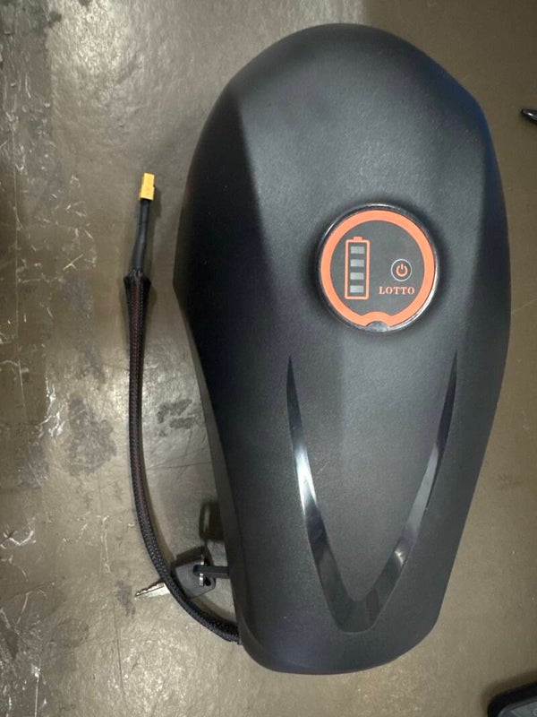 Accu EB30 nieuw + accuhouder