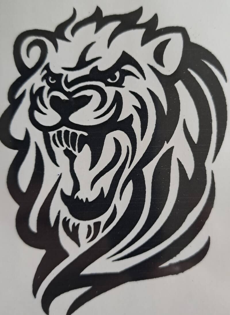 Tattoo brullende leeuw