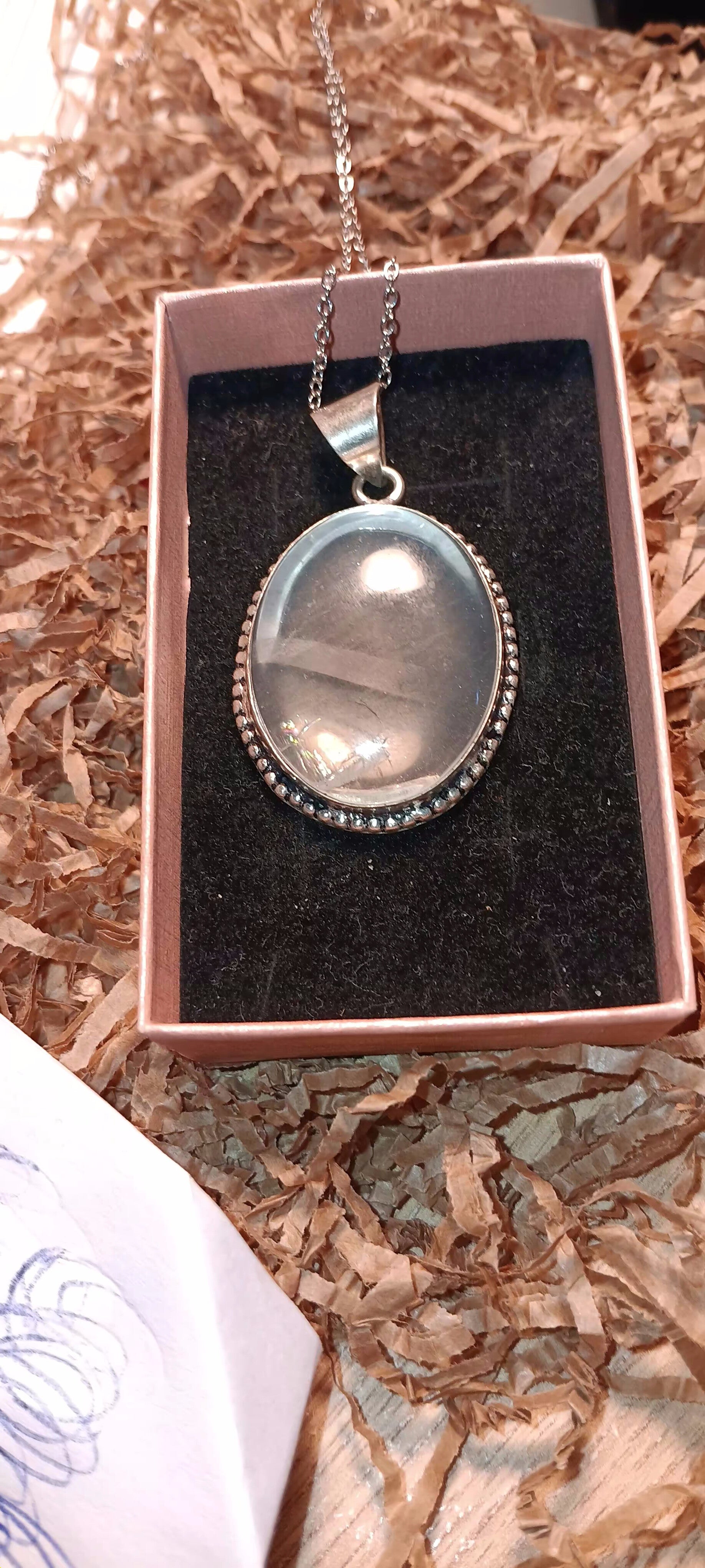 Hanger Kwarts met inclusie