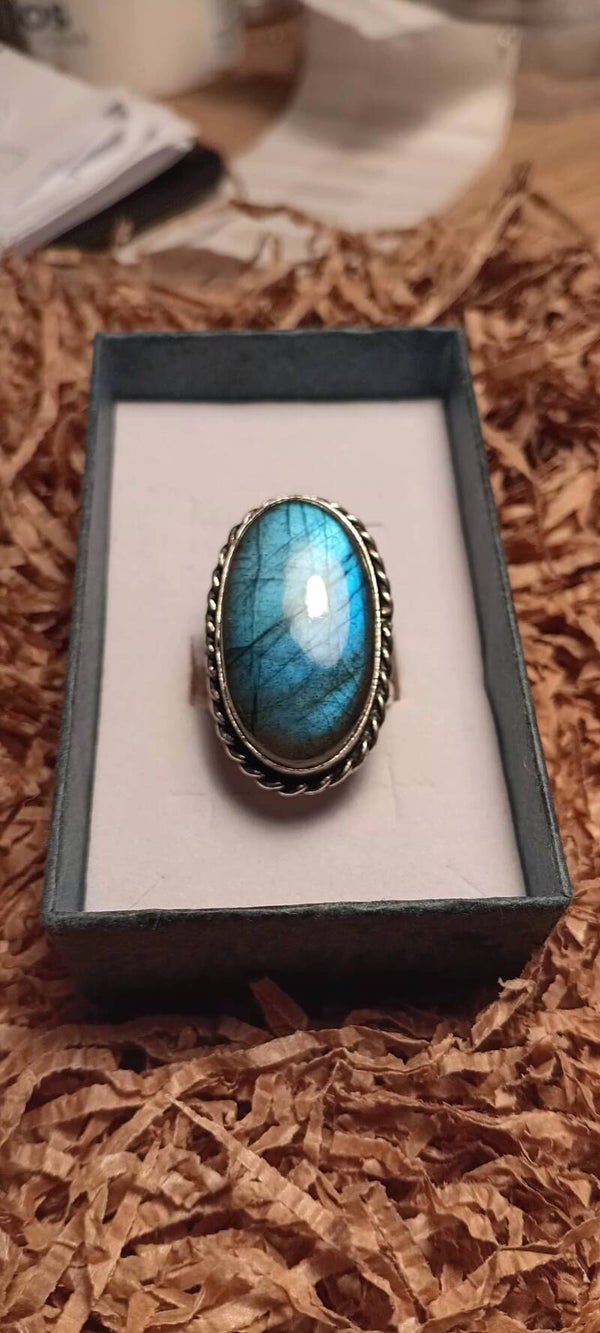 Statement ring Labradoriet met sierrand