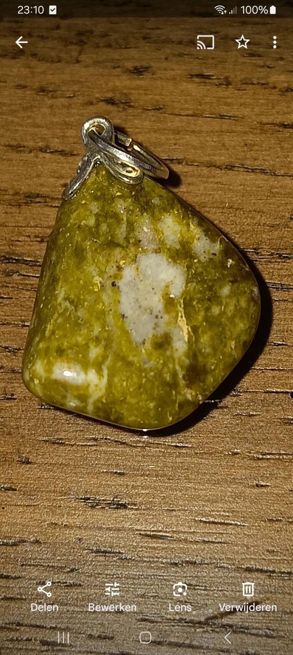 Edelsteenhanger Peridoot met kettinkje