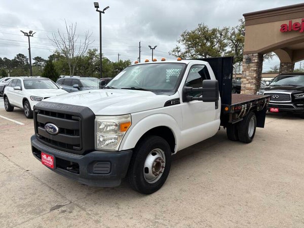 2011 Ford F-350 SD XL Flat Bed DRW 2WD