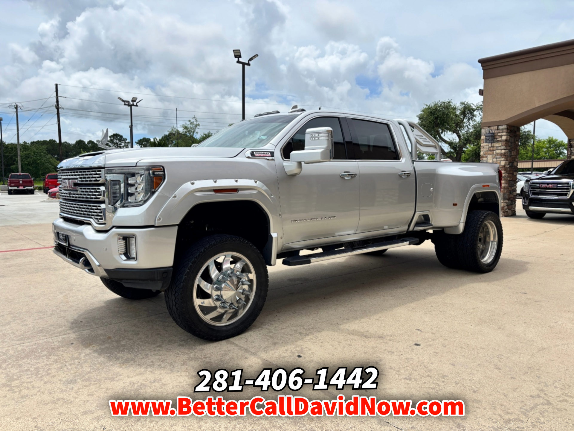 2020 GMC Sierra 3500HD Denali Crew Cab Dually 4WD