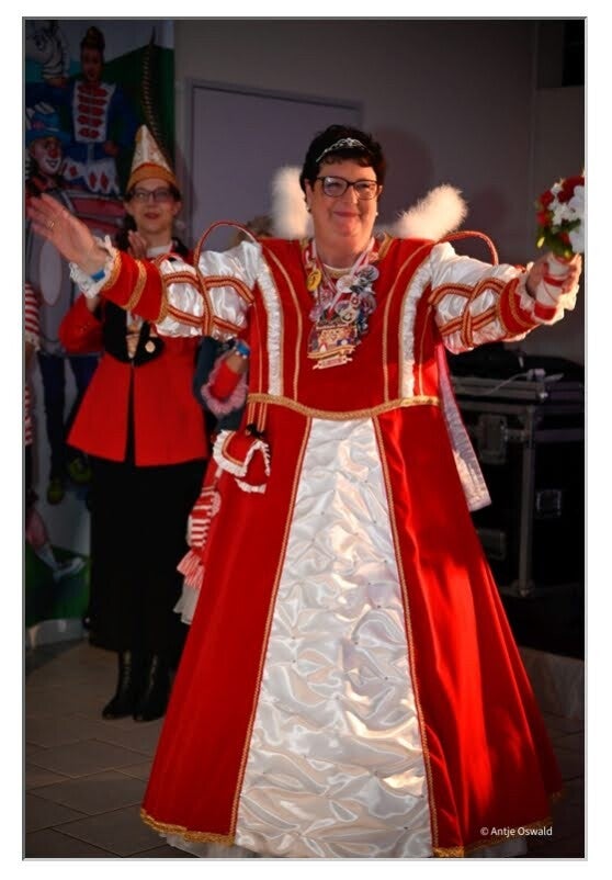 Copyright by Klotzky