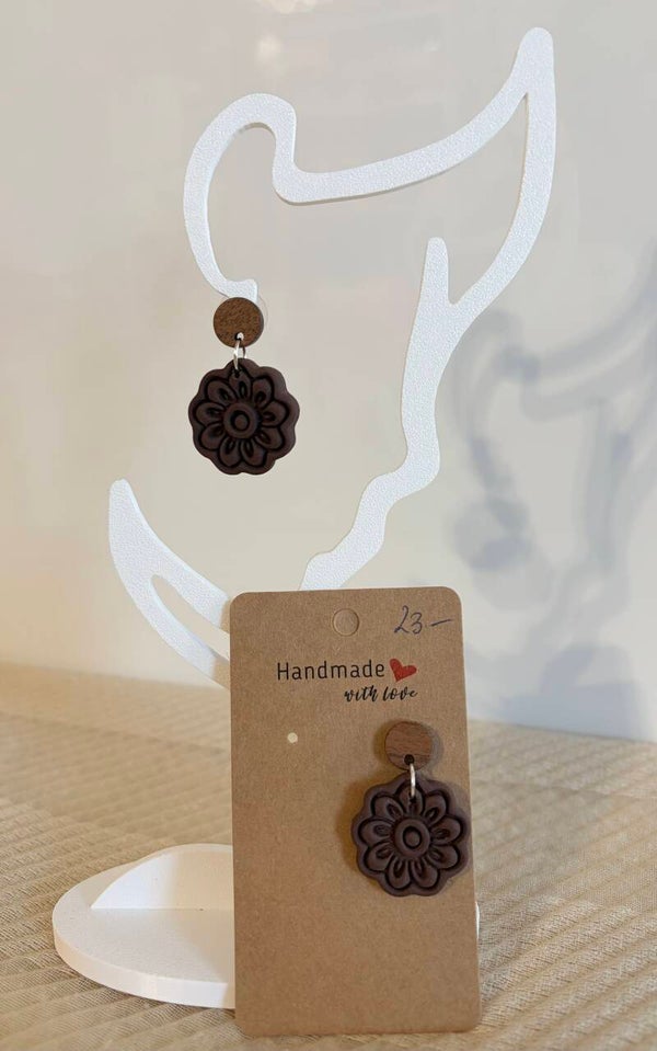 Ohrringe Ornament mit Holzstecker braun