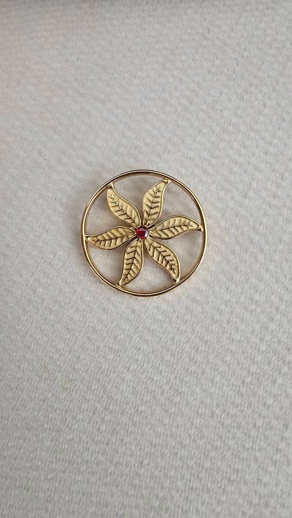 Broche ylang