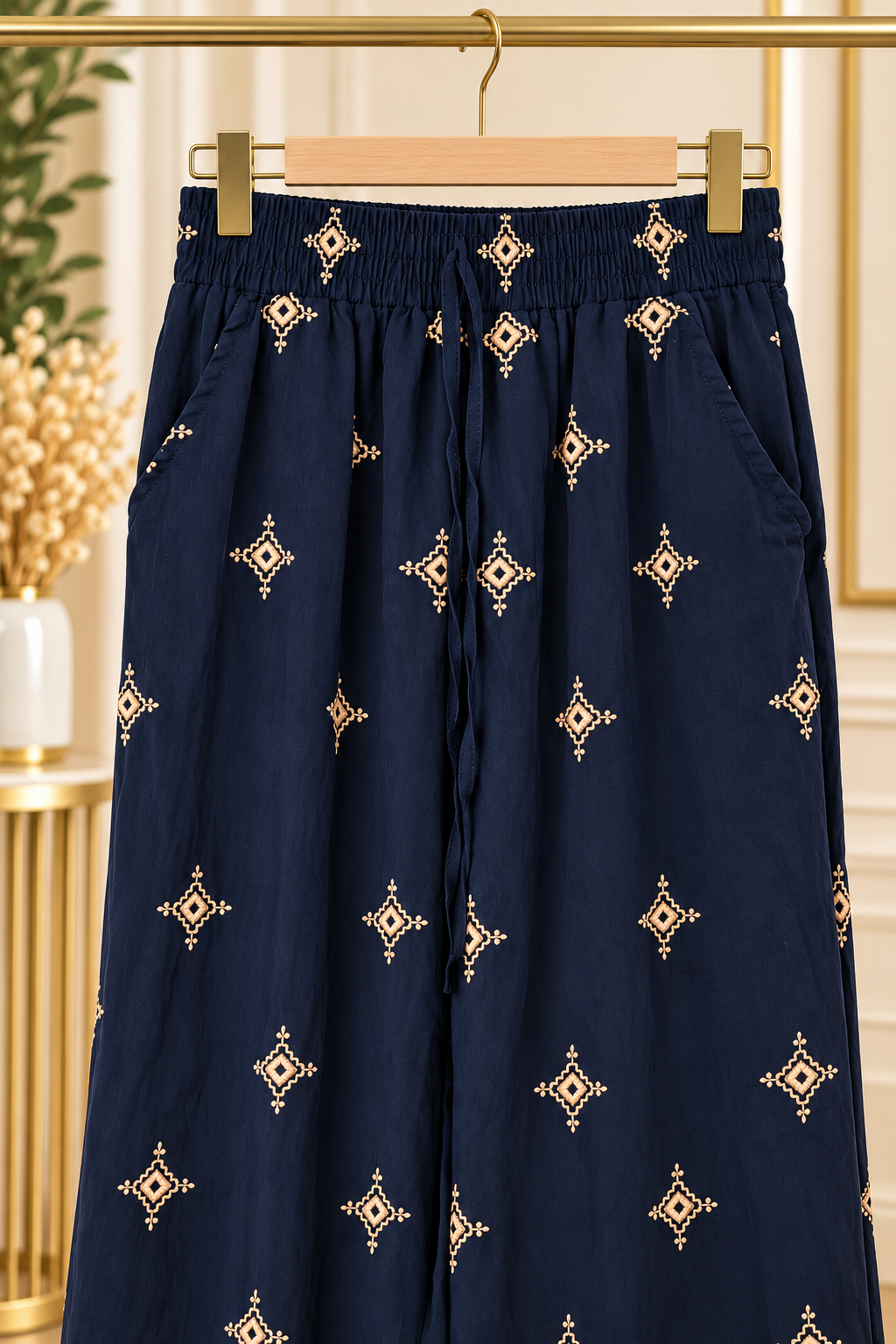 Pantalon large fluide brodé – Élégance & Confort
