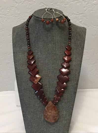 Beaded Brown Chunky Necklace