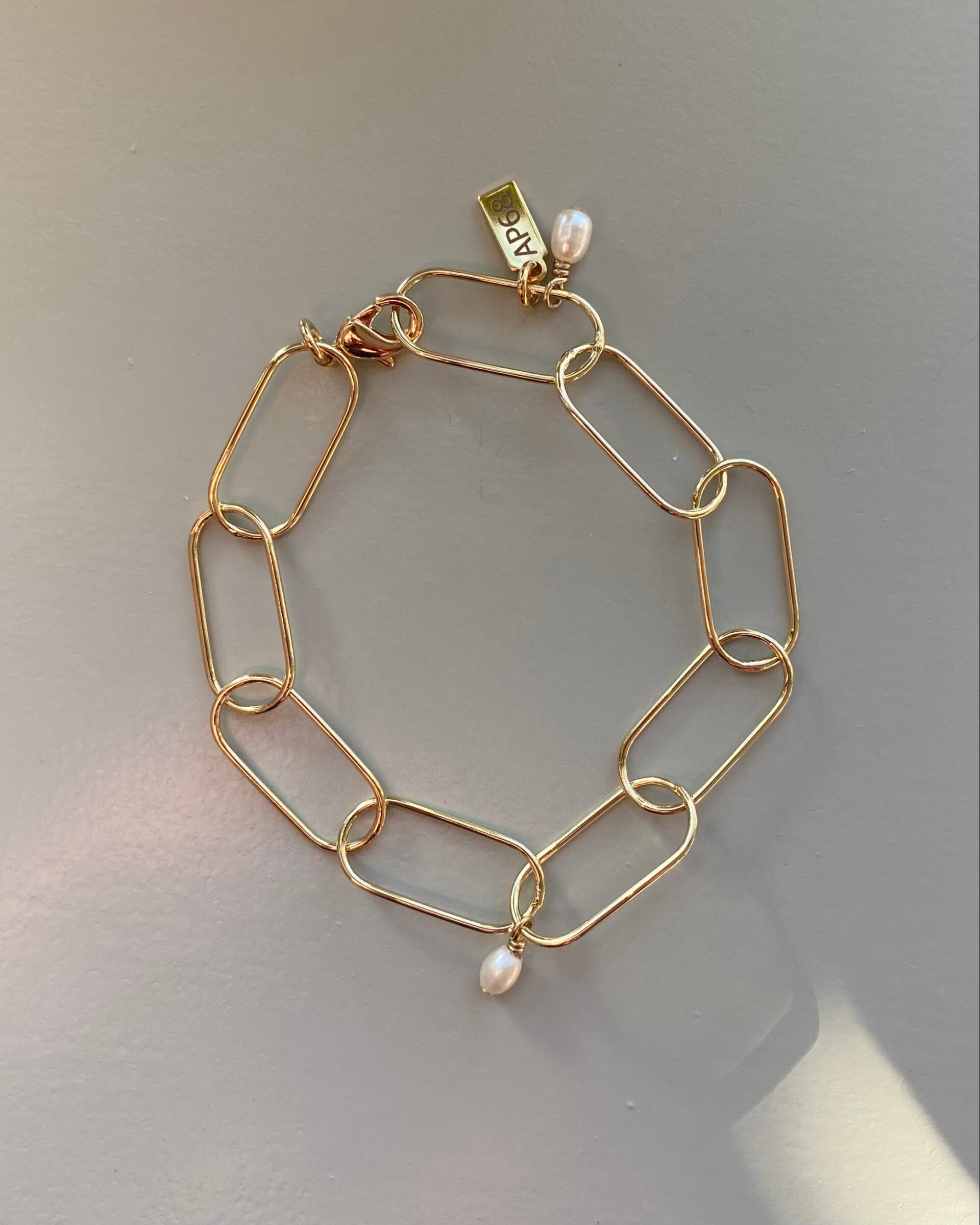 AG Golden Bracelet Pearly