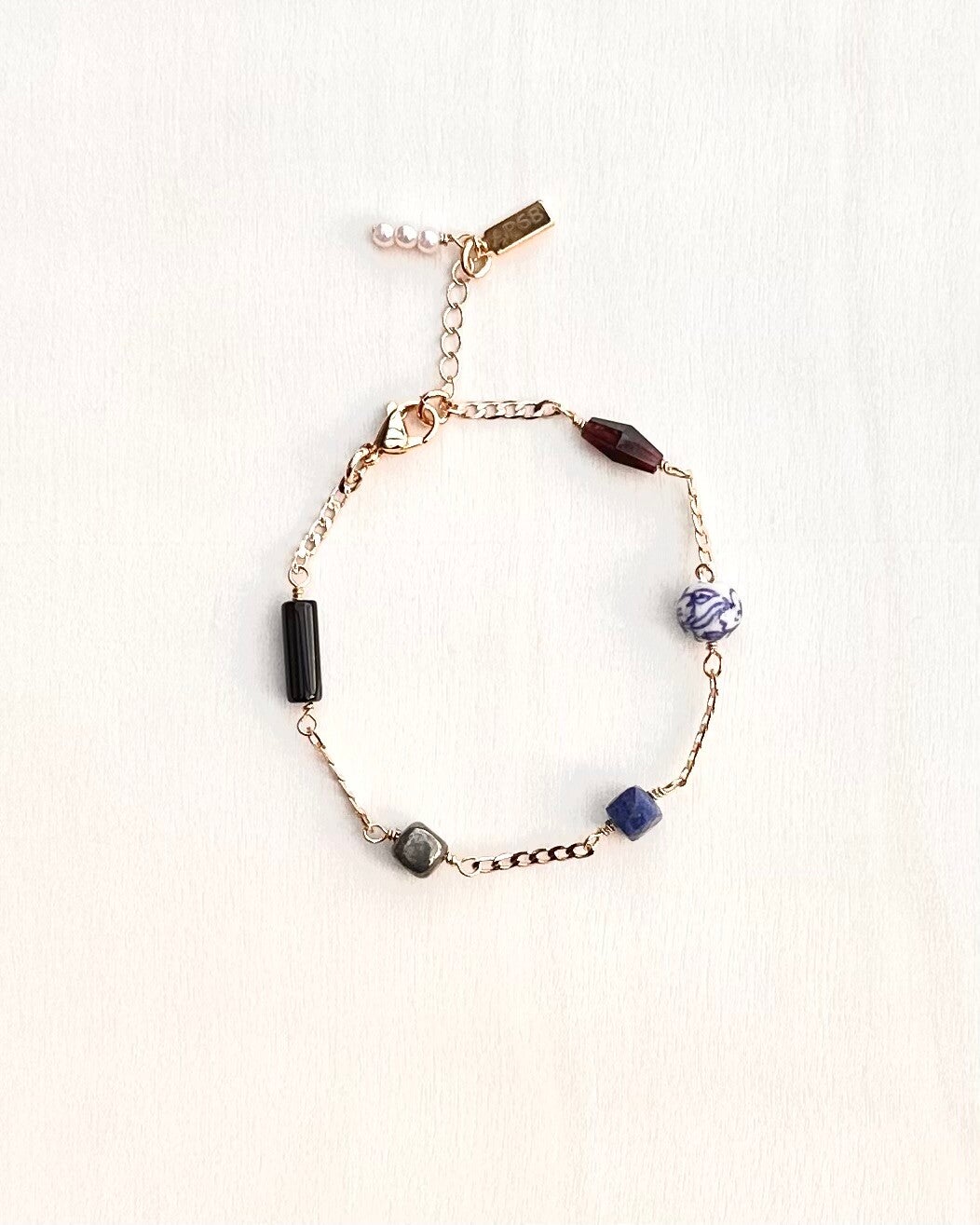 Magic bracelet Delft