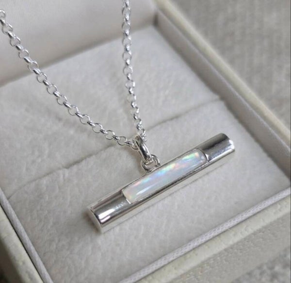 T-bar pendant