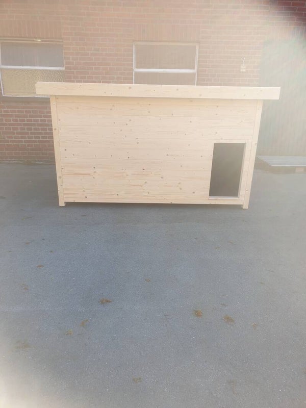 Hundehütte voll Wintertauglich