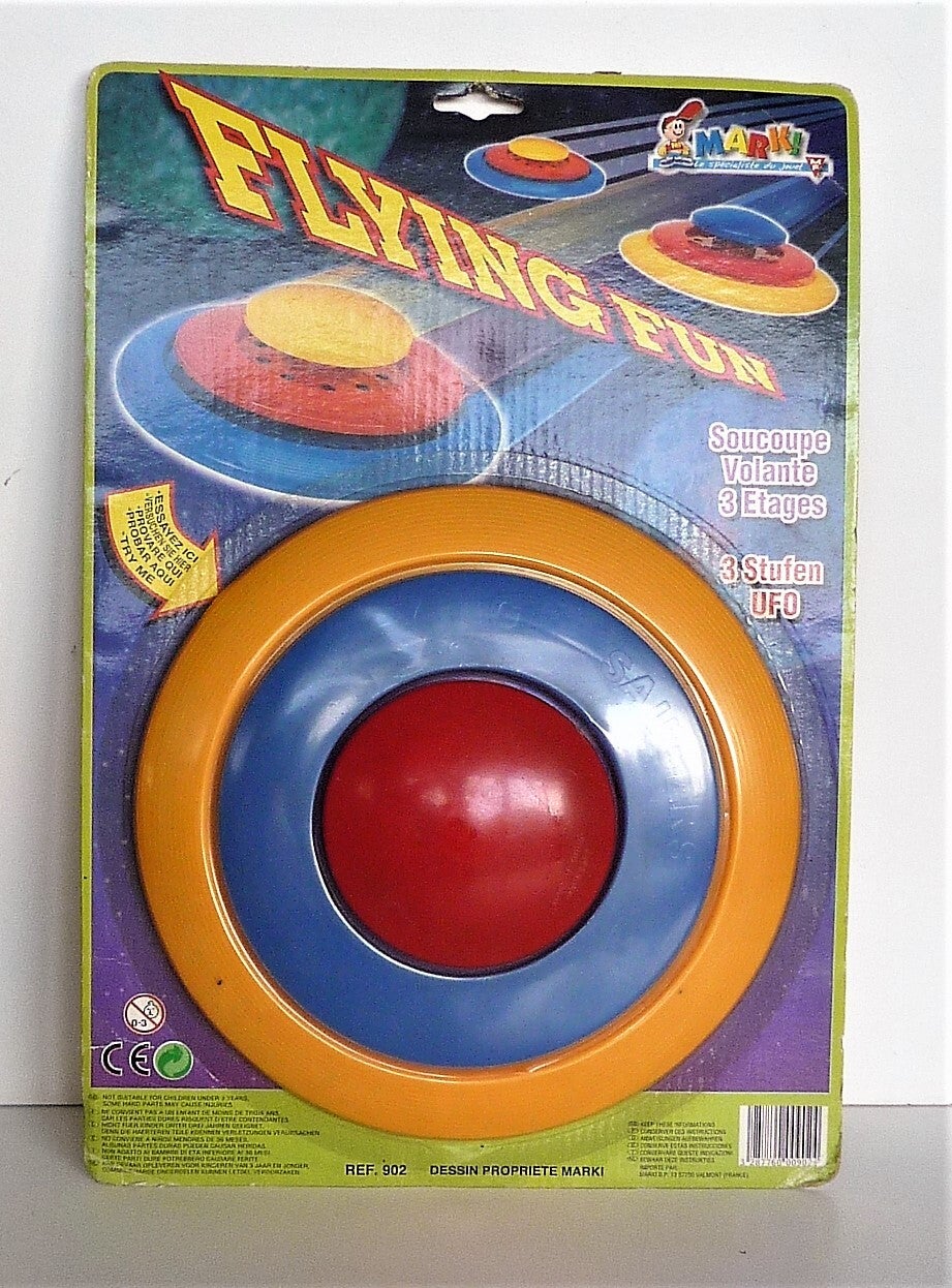 Space Frisbee Flying Fun 1980