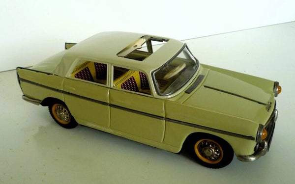 Peugeot 404 1st series