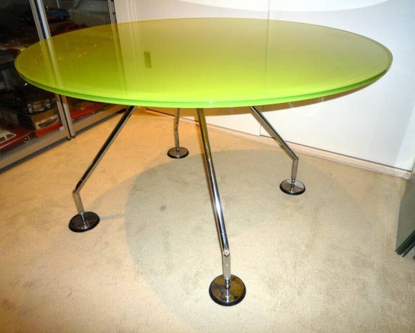 Tecno Nomos table Norman