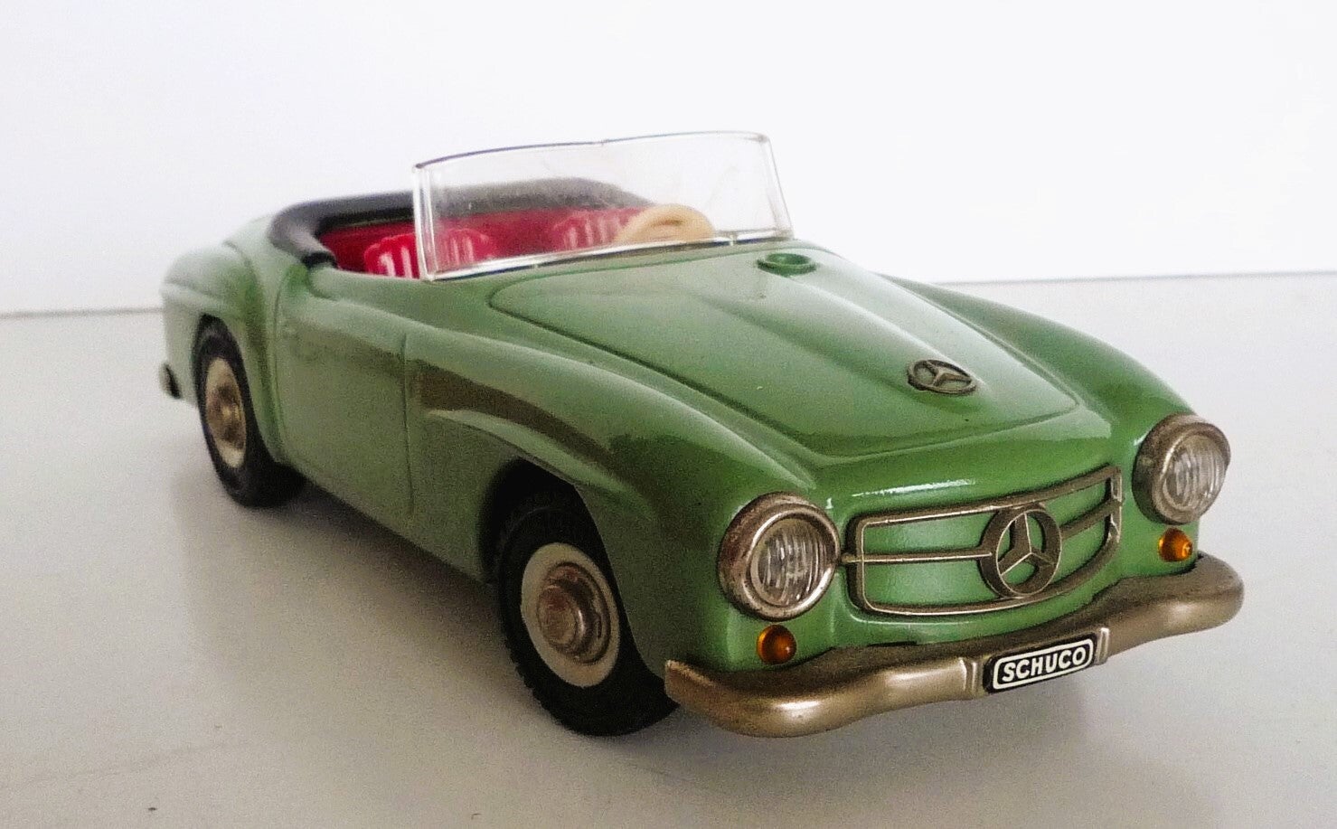 Schuco Mercedes 190SL