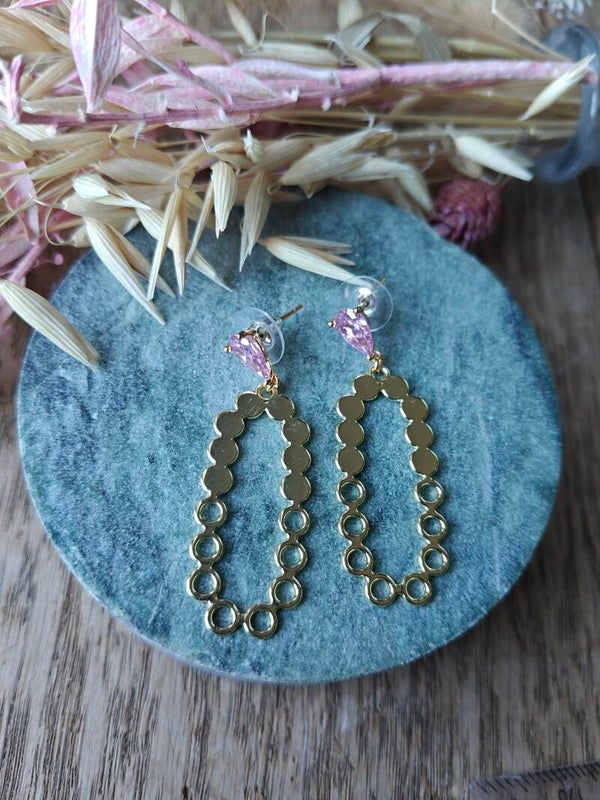 Oorbel: roze nikkelvrije glasprikker