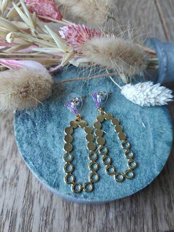 Oorbel: nikkelvrije glasprikker lila