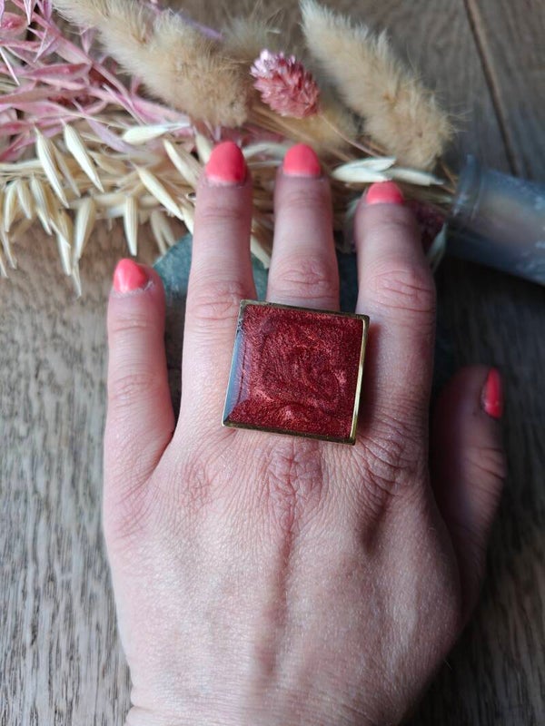 Ring R2: Bordeaux rode vierkante ring