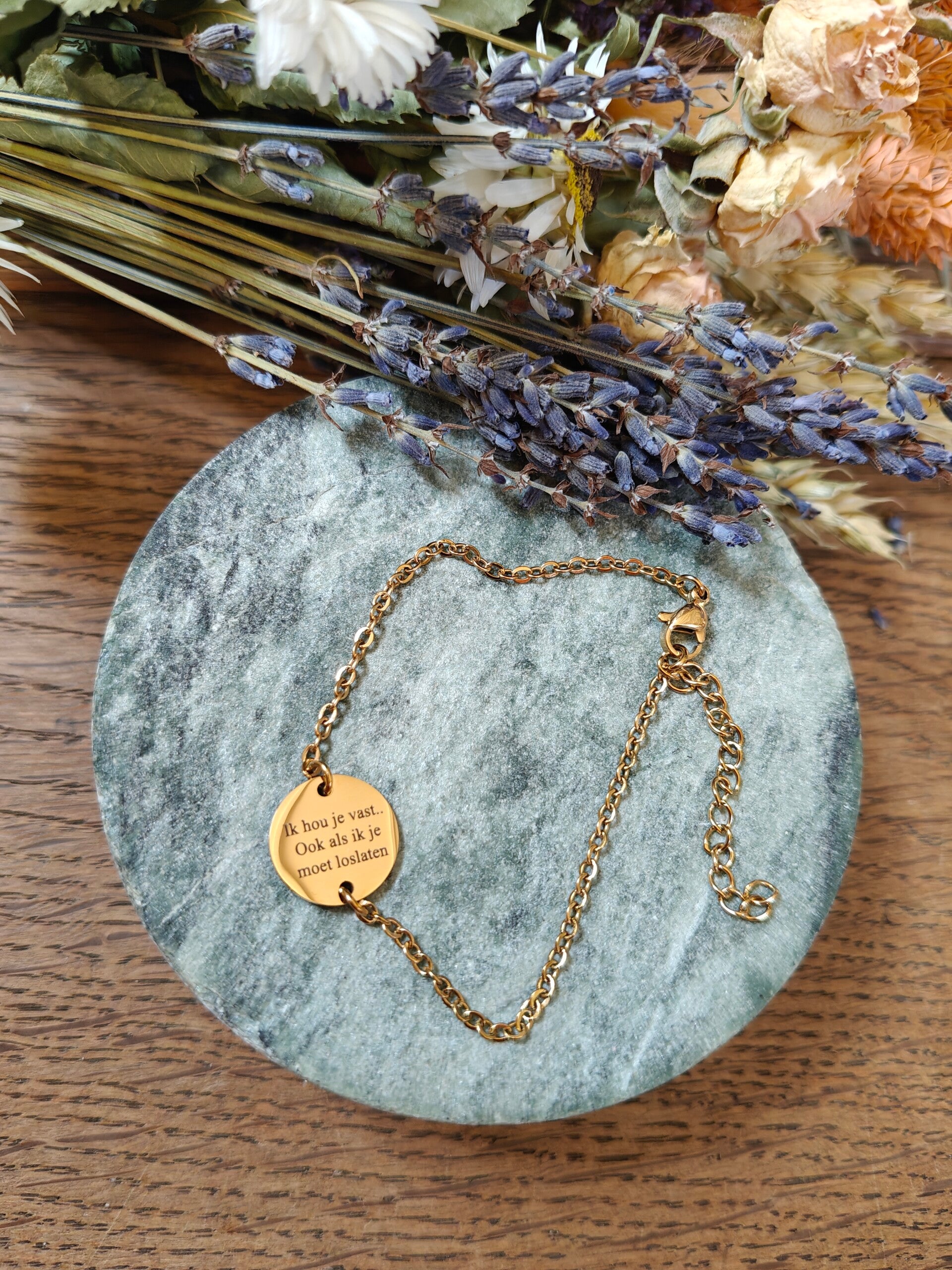 Gegraveerd armbandje: ik hou je vast... ook als ik je moet loslaten