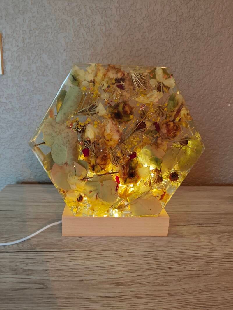 Ledlamp: eigen bruidsboeket in epoxy (inclusief ledlamp en droging))