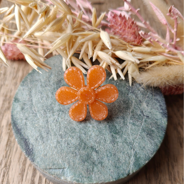 Ring O1: kleine oranje bloemen ring