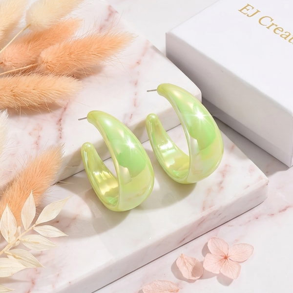 Oorbel GRO11: groene hoepeloorbel