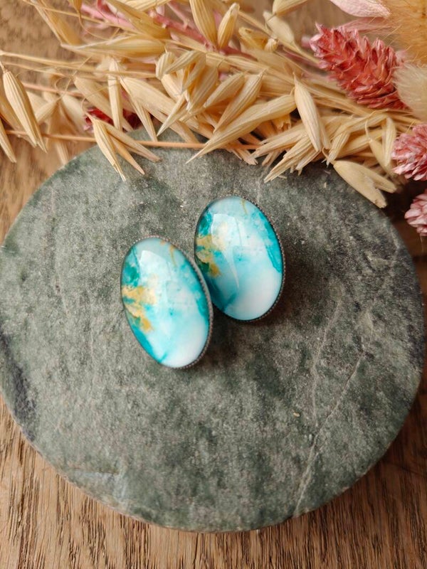 Oorbel UITVERKOOP 22: blauwe studoorbellen